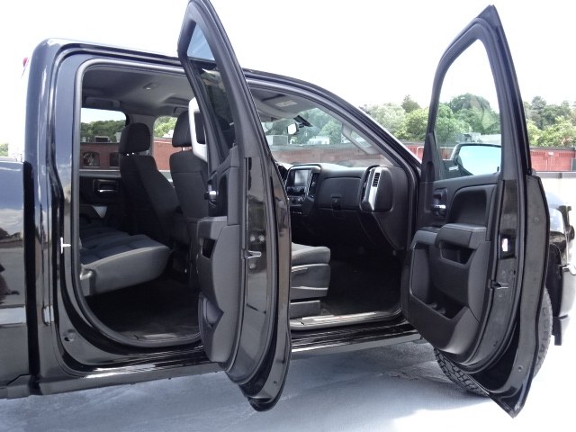 2017 Chevrolet Silverado 1500 LT Z71 4X4, available for sale in Newton, Massachusetts | Cars of Boston. Newton, Massachusetts 2017 Chevrolet Silverado 1500 LT Z71 4X4, available for sale in Newton, Massachusetts | Cars of Boston. Newton, Massachusetts