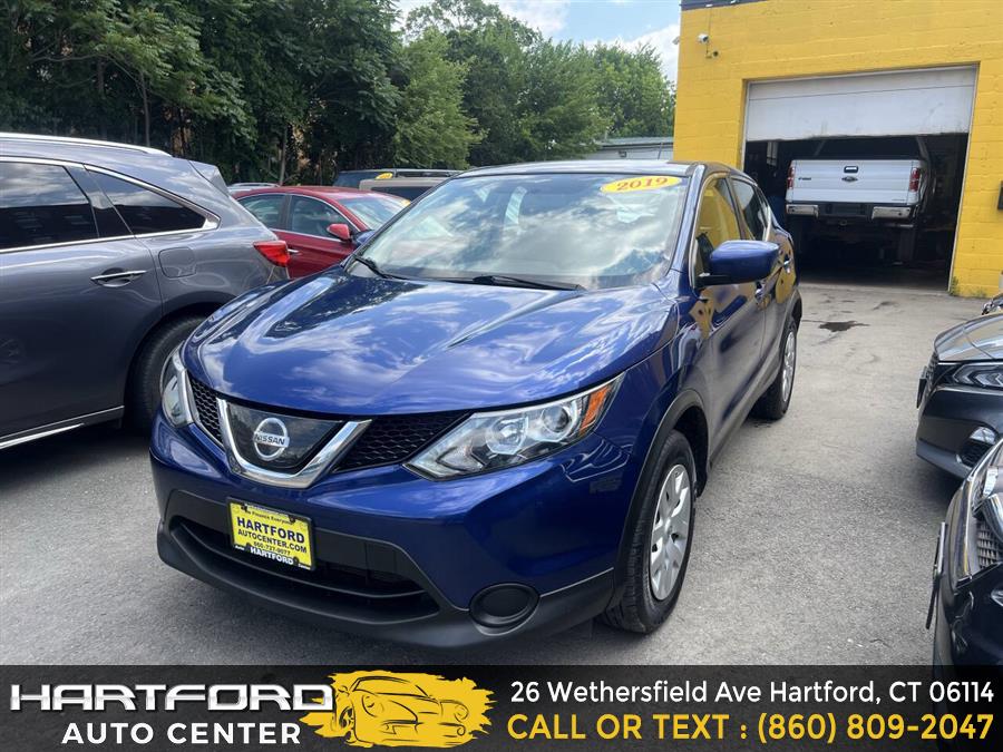 2019 Nissan Rogue Sport S AWD 4dr Crossover, available for sale in Hartford, Connecticut | Hartford Auto Center LLC. Hartford, Connecticut 2019 Nissan Rogue Sport S AWD 4dr Crossover, available for sale in Hartford, Connecticut | Hartford Auto Center LLC. Hartford, Connecticut