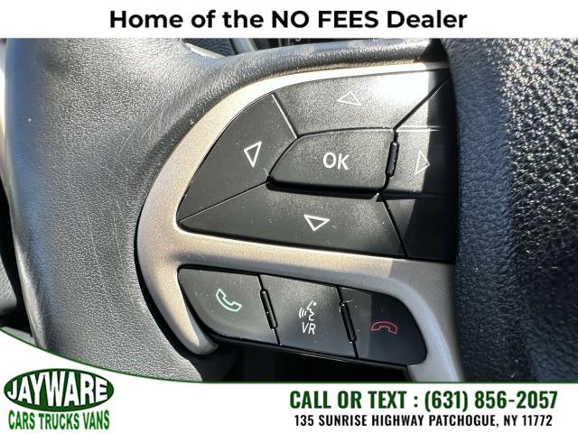 2016 Jeep Cherokee 4WD 4dr Limited, available for sale in Patchogue, New York | Jayware Cars Trucks Vans. Patchogue, New York 2016 Jeep Cherokee 4WD 4dr Limited, available for sale in Patchogue, New York | Jayware Cars Trucks Vans. Patchogue, New York