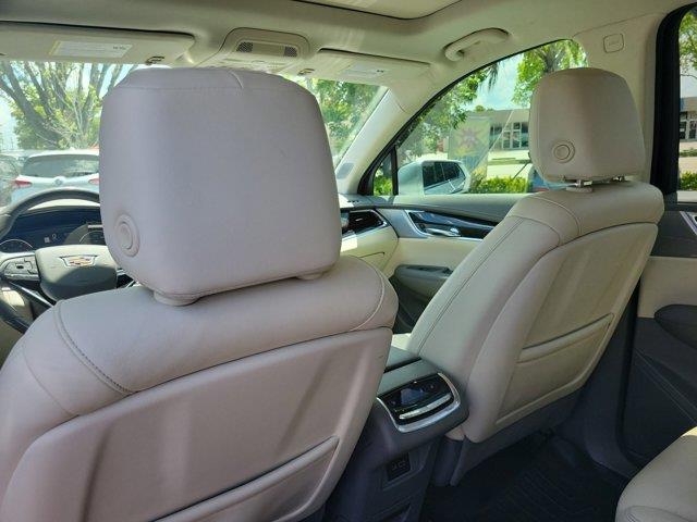 2020 Cadillac XT6 FWD 4dr Premium Luxury, available for sale in Fort Myers, Florida | Carlux Fort Myers. Fort Myers, Florida 2020 Cadillac XT6 FWD 4dr Premium Luxury, available for sale in Fort Myers, Florida | Carlux Fort Myers. Fort Myers, Florida