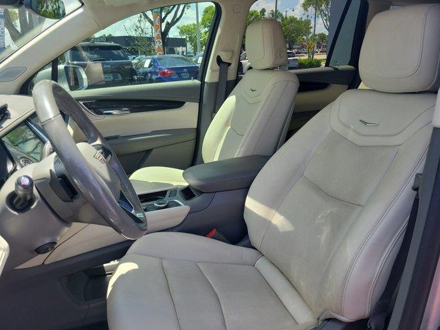 2020 Cadillac XT6 FWD 4dr Premium Luxury, available for sale in Fort Myers, Florida | Carlux Fort Myers. Fort Myers, Florida 2020 Cadillac XT6 FWD 4dr Premium Luxury, available for sale in Fort Myers, Florida | Carlux Fort Myers. Fort Myers, Florida