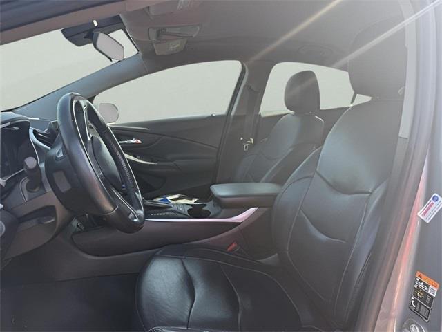 2018 Chevrolet Volt LT, available for sale in Stratford, Connecticut | Wiz Leasing Inc. Stratford, Connecticut 2018 Chevrolet Volt LT, available for sale in Stratford, Connecticut | Wiz Leasing Inc. Stratford, Connecticut