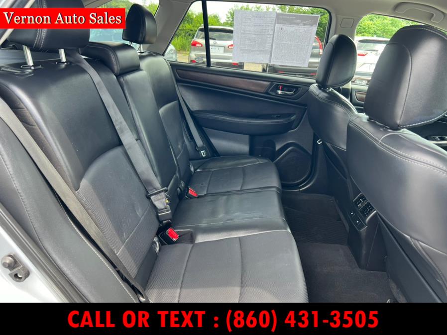 2015 Subaru Outback 4dr Wgn 2.5i Limited PZEV, available for sale in Manchester, Connecticut | Vernon Auto Sale & Service. Manchester, Connecticut 2015 Subaru Outback 4dr Wgn 2.5i Limited PZEV, available for sale in Manchester, Connecticut | Vernon Auto Sale & Service. Manchester, Connecticut