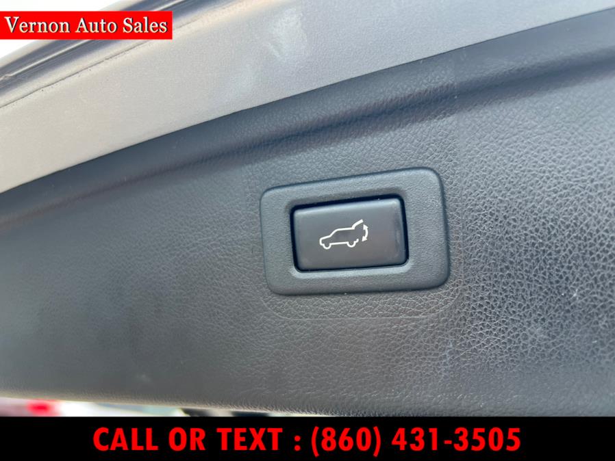2015 Subaru Outback 4dr Wgn 2.5i Limited PZEV, available for sale in Manchester, Connecticut | Vernon Auto Sale & Service. Manchester, Connecticut 2015 Subaru Outback 4dr Wgn 2.5i Limited PZEV, available for sale in Manchester, Connecticut | Vernon Auto Sale & Service. Manchester, Connecticut