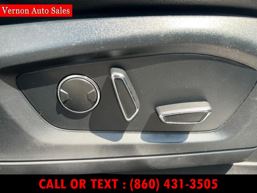 2020 Ford Explorer Limited 4WD, available for sale in Manchester, Connecticut | Vernon Auto Sale & Service. Manchester, Connecticut 2020 Ford Explorer Limited 4WD, available for sale in Manchester, Connecticut | Vernon Auto Sale & Service. Manchester, Connecticut