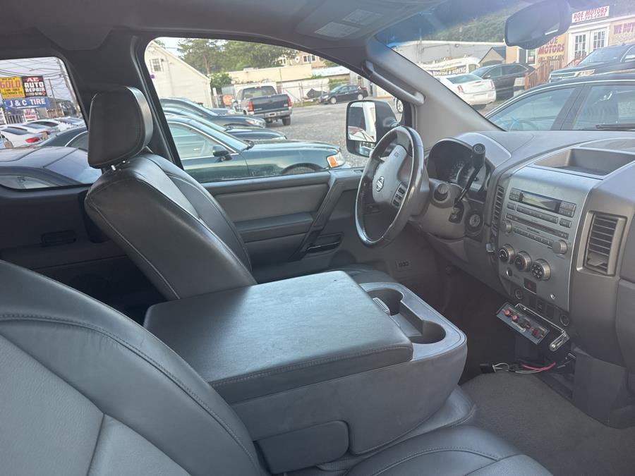 2005 Nissan Titan LE King Cab 4WD, available for sale in Shirley, New York | Roe Motors Ltd. Shirley, New York 2005 Nissan Titan LE King Cab 4WD, available for sale in Shirley, New York | Roe Motors Ltd. Shirley, New York