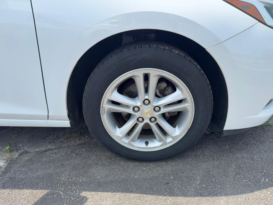 2016 Chevrolet Cruze 4dr Sdn Auto LS, available for sale in Shirley, New York | Roe Motors Ltd. Shirley, New York 2016 Chevrolet Cruze 4dr Sdn Auto LS, available for sale in Shirley, New York | Roe Motors Ltd. Shirley, New York