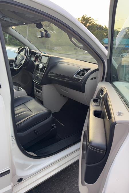 2011 Chrysler Town & Country 4dr Wgn Touring-L, available for sale in Shirley, New York | Roe Motors Ltd. Shirley, New York 2011 Chrysler Town & Country 4dr Wgn Touring-L, available for sale in Shirley, New York | Roe Motors Ltd. Shirley, New York