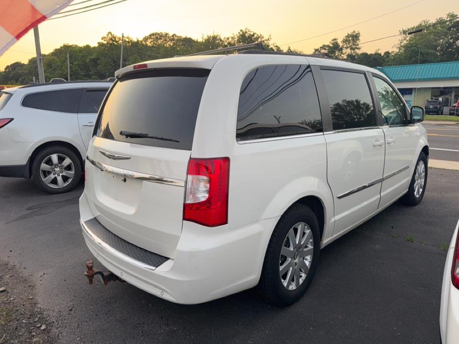 2011 Chrysler Town & Country 4dr Wgn Touring-L, available for sale in Shirley, New York | Roe Motors Ltd. Shirley, New York 2011 Chrysler Town & Country 4dr Wgn Touring-L, available for sale in Shirley, New York | Roe Motors Ltd. Shirley, New York