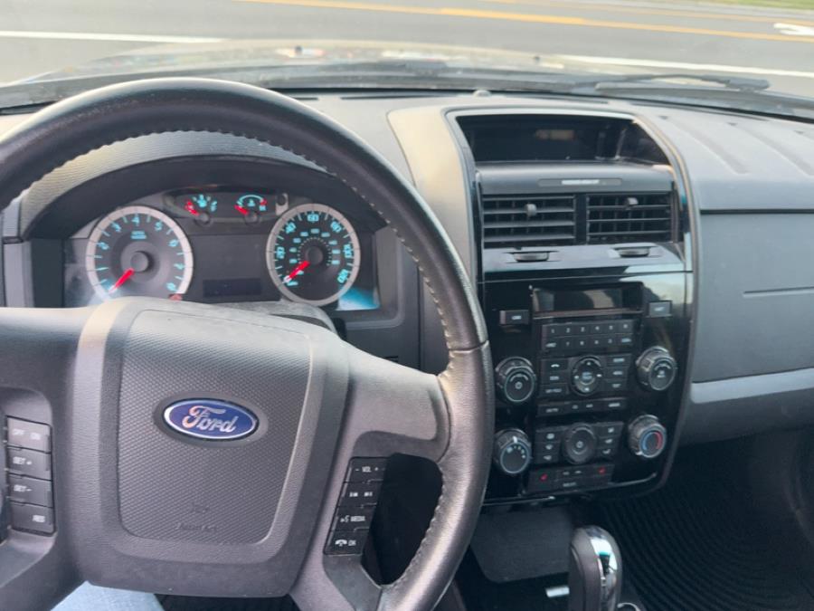 2011 Ford Escape 4WD 4dr Limited, available for sale in Shirley, New York | Roe Motors Ltd. Shirley, New York 2011 Ford Escape 4WD 4dr Limited, available for sale in Shirley, New York | Roe Motors Ltd. Shirley, New York