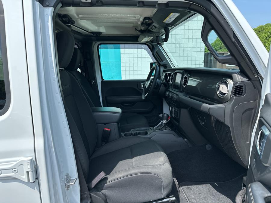 2021 Jeep Wrangler Unlimited Sahara 4x4, available for sale in Milford, Connecticut | Dealertown Auto Wholesalers. Milford, Connecticut 2021 Jeep Wrangler Unlimited Sahara 4x4, available for sale in Milford, Connecticut | Dealertown Auto Wholesalers. Milford, Connecticut