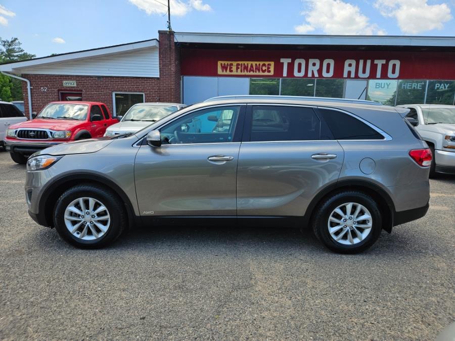 2016 Kia Sorento AWD 4dr 2.4L LX, available for sale in East Windsor, Connecticut | Toro Auto. East Windsor, Connecticut 2016 Kia Sorento AWD 4dr 2.4L LX, available for sale in East Windsor, Connecticut | Toro Auto. East Windsor, Connecticut