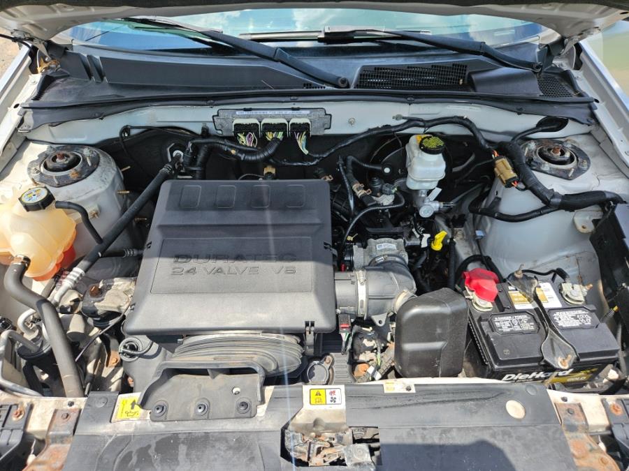 2012 Ford Escape 4WD 4dr XLT, available for sale in East Windsor, Connecticut | Toro Auto. East Windsor, Connecticut 2012 Ford Escape 4WD 4dr XLT, available for sale in East Windsor, Connecticut | Toro Auto. East Windsor, Connecticut