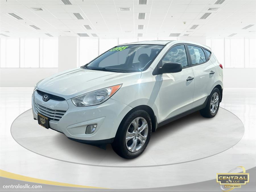 Used 2011 Hyundai Tucson in East Windsor, Connecticut | Central A/S LLC. East Windsor, Connecticut