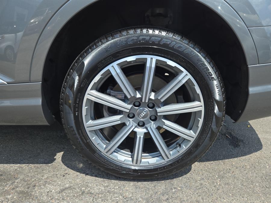 2018 Audi Q7 3.0 TFSI Prestige, available for sale in Springfield, Massachusetts | Absolute Motors Inc. Springfield, Massachusetts 2018 Audi Q7 3.0 TFSI Prestige, available for sale in Springfield, Massachusetts | Absolute Motors Inc. Springfield, Massachusetts