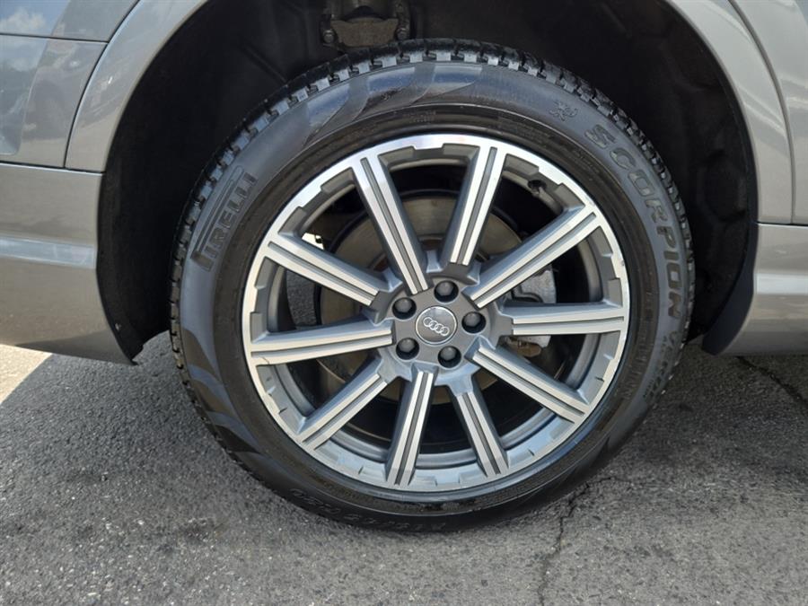 2018 Audi Q7 3.0 TFSI Prestige, available for sale in Springfield, Massachusetts | Absolute Motors Inc. Springfield, Massachusetts 2018 Audi Q7 3.0 TFSI Prestige, available for sale in Springfield, Massachusetts | Absolute Motors Inc. Springfield, Massachusetts