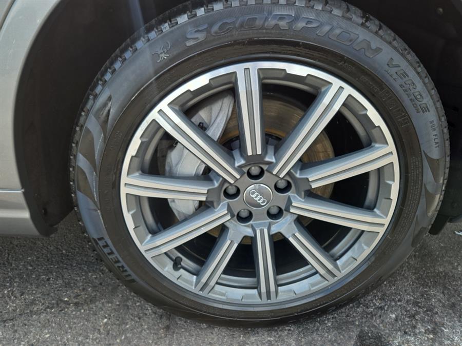 2018 Audi Q7 3.0 TFSI Prestige, available for sale in Springfield, Massachusetts | Absolute Motors Inc. Springfield, Massachusetts 2018 Audi Q7 3.0 TFSI Prestige, available for sale in Springfield, Massachusetts | Absolute Motors Inc. Springfield, Massachusetts