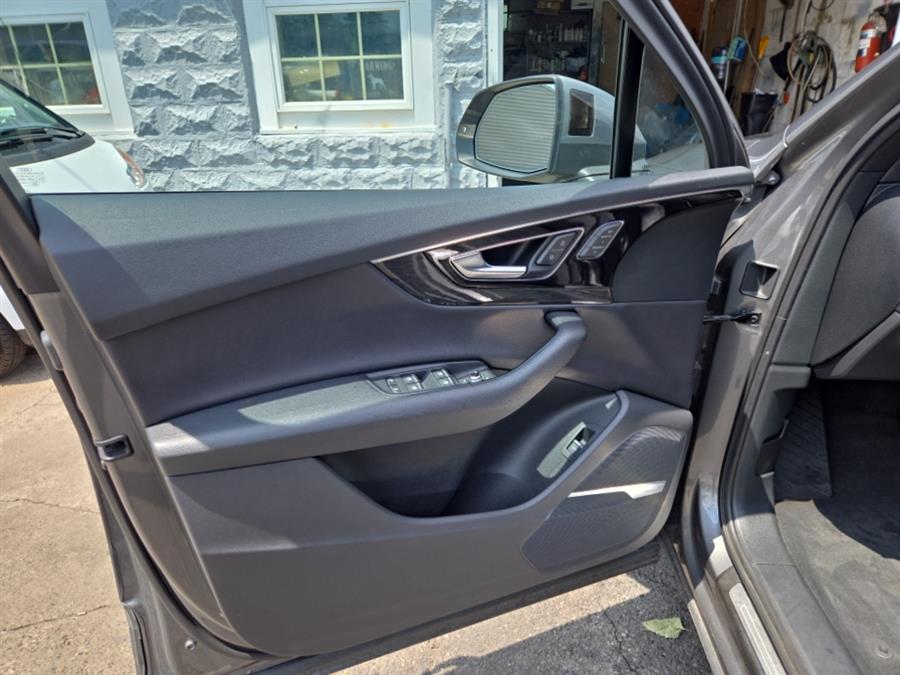 2018 Audi Q7 3.0 TFSI Prestige, available for sale in Springfield, Massachusetts | Absolute Motors Inc. Springfield, Massachusetts 2018 Audi Q7 3.0 TFSI Prestige, available for sale in Springfield, Massachusetts | Absolute Motors Inc. Springfield, Massachusetts