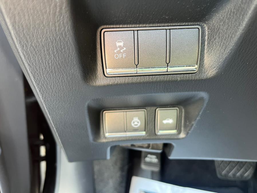 2011 INFINITI M37 4dr Sdn AWD, available for sale in South Windsor, Connecticut | Mike And Tony Auto Sales, Inc. South Windsor, Connecticut 2011 INFINITI M37 4dr Sdn AWD, available for sale in South Windsor, Connecticut | Mike And Tony Auto Sales, Inc. South Windsor, Connecticut