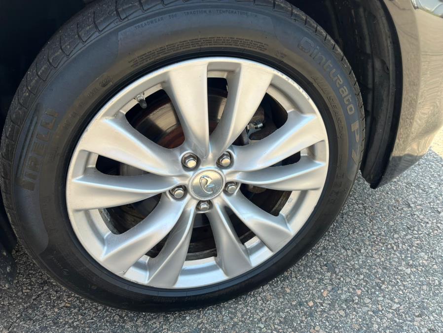2011 INFINITI M37 4dr Sdn AWD, available for sale in South Windsor, Connecticut | Mike And Tony Auto Sales, Inc. South Windsor, Connecticut 2011 INFINITI M37 4dr Sdn AWD, available for sale in South Windsor, Connecticut | Mike And Tony Auto Sales, Inc. South Windsor, Connecticut