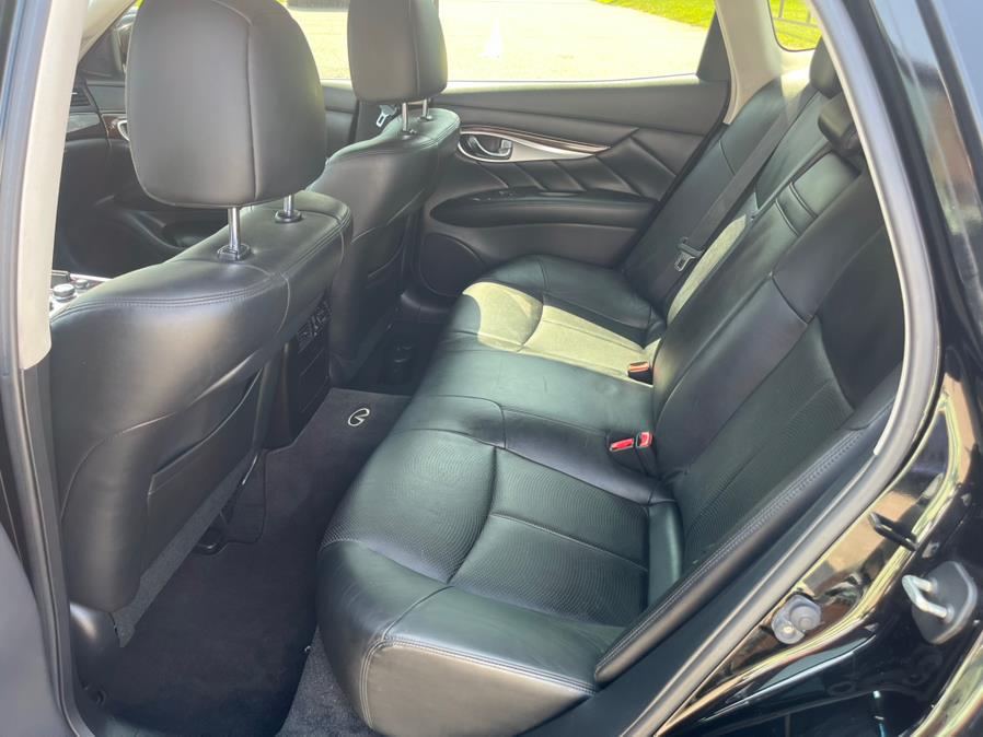 2011 INFINITI M37 4dr Sdn AWD, available for sale in South Windsor, Connecticut | Mike And Tony Auto Sales, Inc. South Windsor, Connecticut 2011 INFINITI M37 4dr Sdn AWD, available for sale in South Windsor, Connecticut | Mike And Tony Auto Sales, Inc. South Windsor, Connecticut