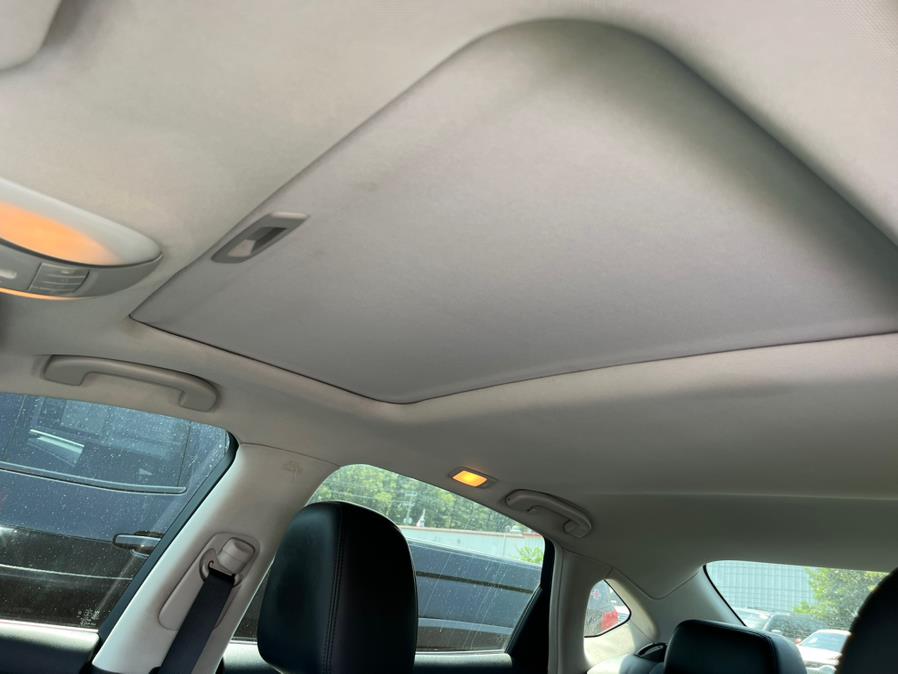 2011 INFINITI M37 4dr Sdn AWD, available for sale in South Windsor, Connecticut | Mike And Tony Auto Sales, Inc. South Windsor, Connecticut 2011 INFINITI M37 4dr Sdn AWD, available for sale in South Windsor, Connecticut | Mike And Tony Auto Sales, Inc. South Windsor, Connecticut