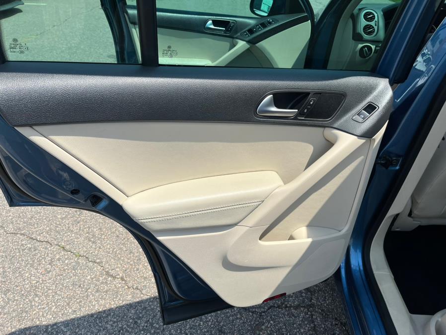 2017 Volkswagen Tiguan 2.0T Wolfsburg Edition 4MOTION, available for sale in South Windsor, Connecticut | Mike And Tony Auto Sales, Inc. South Windsor, Connecticut 2017 Volkswagen Tiguan 2.0T Wolfsburg Edition 4MOTION, available for sale in South Windsor, Connecticut | Mike And Tony Auto Sales, Inc. South Windsor, Connecticut