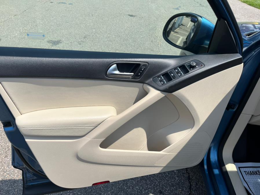 2017 Volkswagen Tiguan 2.0T Wolfsburg Edition 4MOTION, available for sale in South Windsor, Connecticut | Mike And Tony Auto Sales, Inc. South Windsor, Connecticut 2017 Volkswagen Tiguan 2.0T Wolfsburg Edition 4MOTION, available for sale in South Windsor, Connecticut | Mike And Tony Auto Sales, Inc. South Windsor, Connecticut