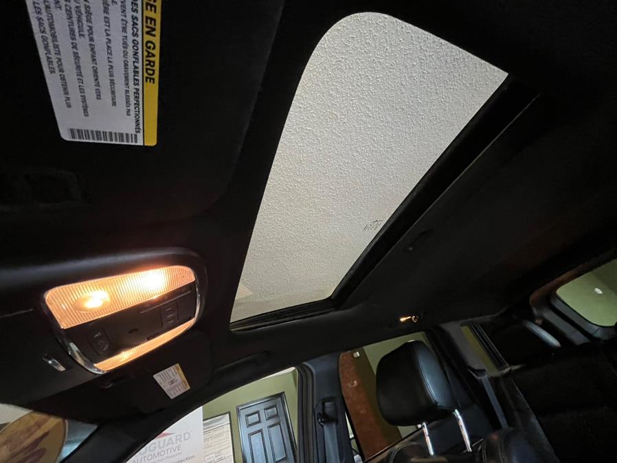2014 Jeep Grand Cherokee 4WD 4dr Limited, available for sale in West Hartford, Connecticut | AutoMax. West Hartford, Connecticut 2014 Jeep Grand Cherokee 4WD 4dr Limited, available for sale in West Hartford, Connecticut | AutoMax. West Hartford, Connecticut