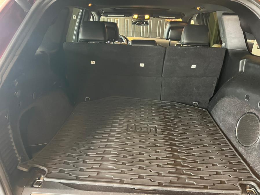 2014 Jeep Grand Cherokee 4WD 4dr Limited, available for sale in West Hartford, Connecticut | AutoMax. West Hartford, Connecticut 2014 Jeep Grand Cherokee 4WD 4dr Limited, available for sale in West Hartford, Connecticut | AutoMax. West Hartford, Connecticut