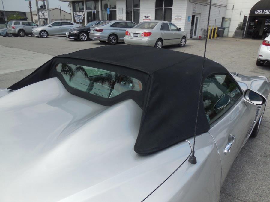 2007 Saturn Sky 2dr Conv, available for sale in Hawaiian Gardens, California | Luxe Motors. Hawaiian Gardens, California 2007 Saturn Sky 2dr Conv, available for sale in Hawaiian Gardens, California | Luxe Motors. Hawaiian Gardens, California