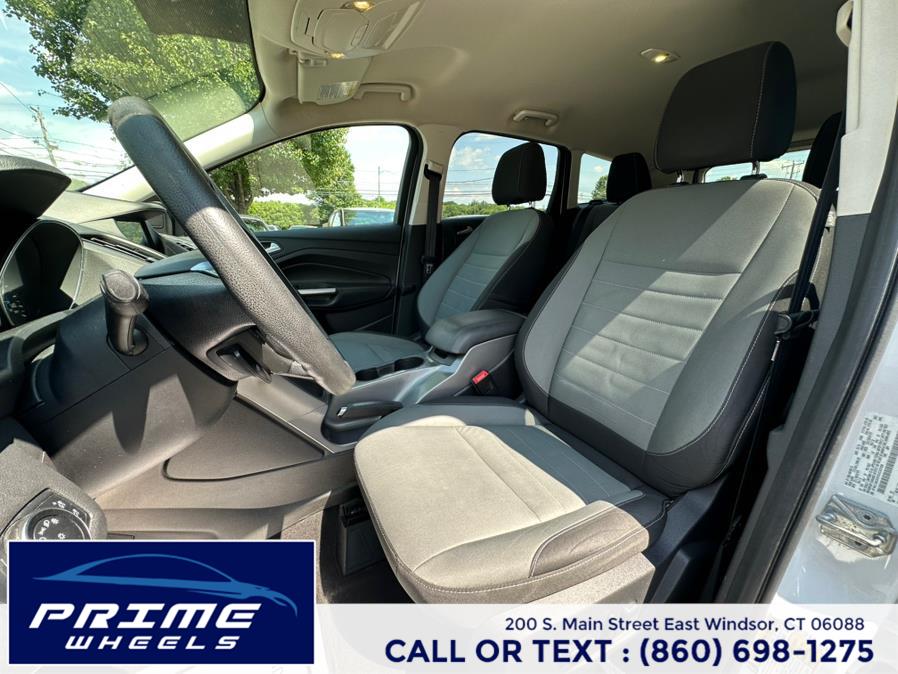 2016 Ford Escape 4WD 4dr SE, available for sale in East Windsor, Connecticut | Prime Wheels. East Windsor, Connecticut 2016 Ford Escape 4WD 4dr SE, available for sale in East Windsor, Connecticut | Prime Wheels. East Windsor, Connecticut