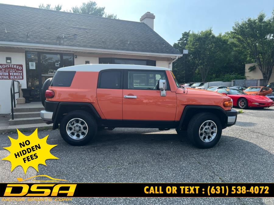 2013 Toyota FJ Cruiser 4WD 4dr Auto (Natl), available for sale in Commack, New York | DSA Motor Sports Corp. Commack, New York 2013 Toyota FJ Cruiser 4WD 4dr Auto (Natl), available for sale in Commack, New York | DSA Motor Sports Corp. Commack, New York