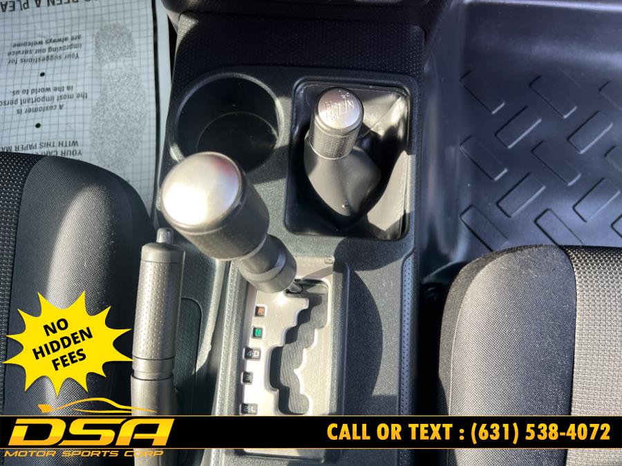2013 Toyota FJ Cruiser 4WD 4dr Auto (Natl), available for sale in Commack, New York | DSA Motor Sports Corp. Commack, New York 2013 Toyota FJ Cruiser 4WD 4dr Auto (Natl), available for sale in Commack, New York | DSA Motor Sports Corp. Commack, New York