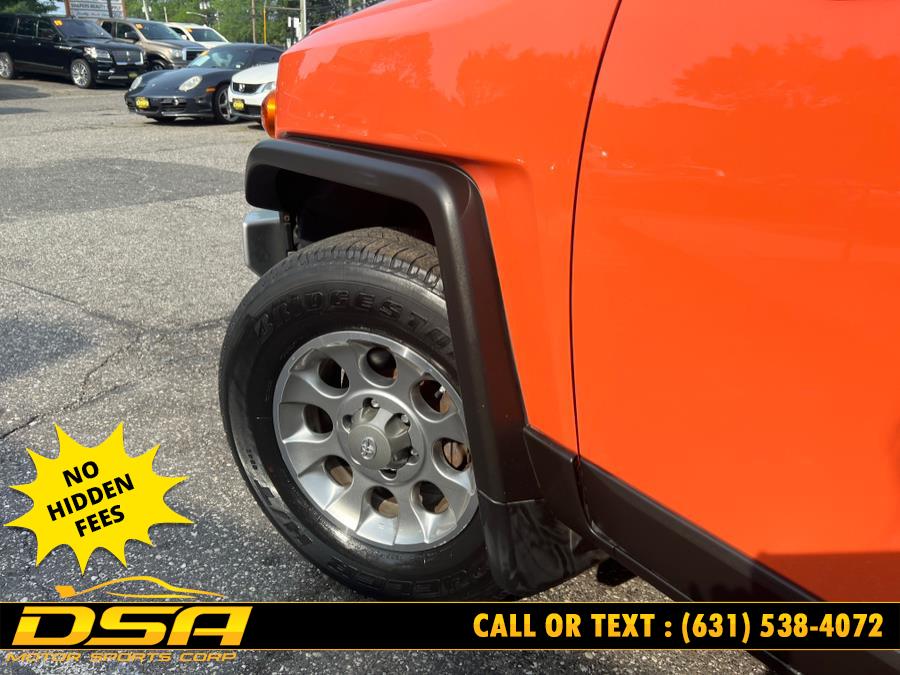 2013 Toyota FJ Cruiser 4WD 4dr Auto (Natl), available for sale in Commack, New York | DSA Motor Sports Corp. Commack, New York 2013 Toyota FJ Cruiser 4WD 4dr Auto (Natl), available for sale in Commack, New York | DSA Motor Sports Corp. Commack, New York