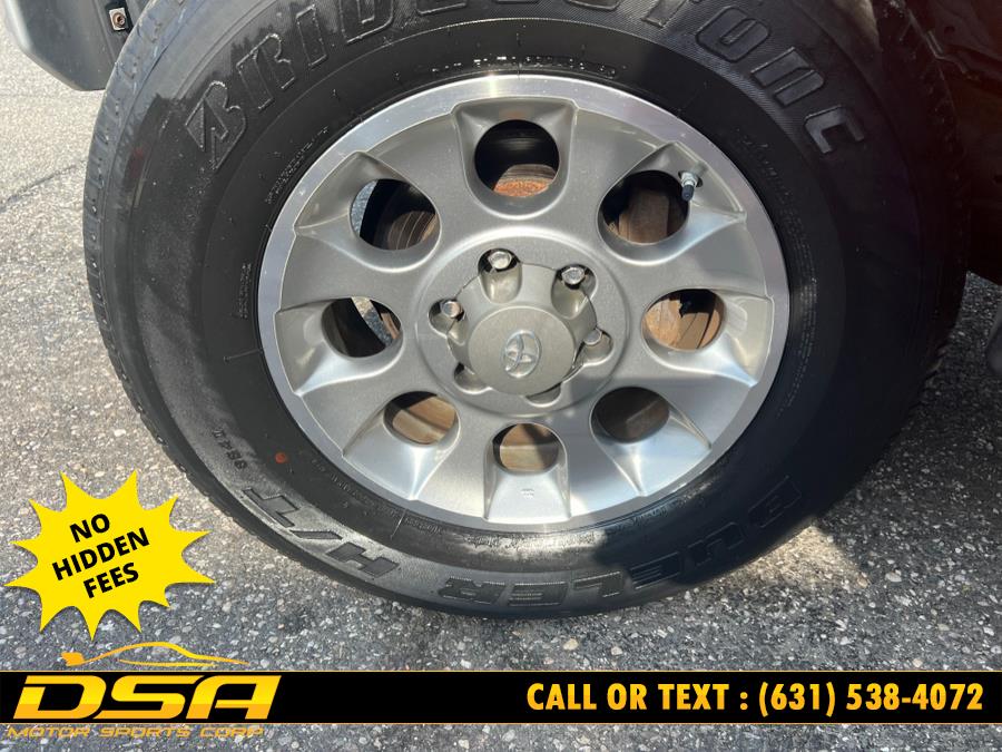 2013 Toyota FJ Cruiser 4WD 4dr Auto (Natl), available for sale in Commack, New York | DSA Motor Sports Corp. Commack, New York 2013 Toyota FJ Cruiser 4WD 4dr Auto (Natl), available for sale in Commack, New York | DSA Motor Sports Corp. Commack, New York