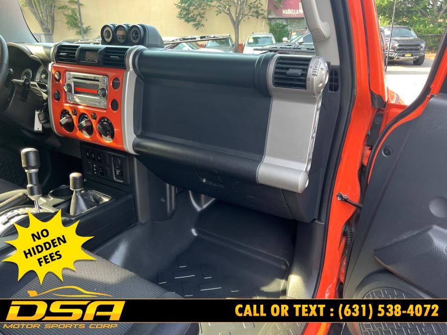 2013 Toyota FJ Cruiser 4WD 4dr Auto (Natl), available for sale in Commack, New York | DSA Motor Sports Corp. Commack, New York 2013 Toyota FJ Cruiser 4WD 4dr Auto (Natl), available for sale in Commack, New York | DSA Motor Sports Corp. Commack, New York