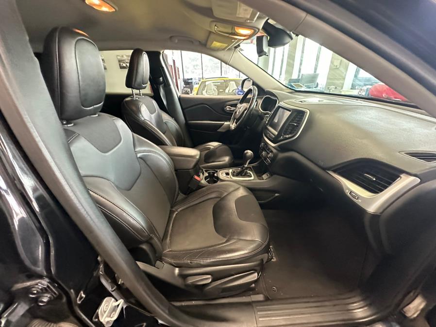 2018 Jeep Cherokee Latitude Plus FWD, available for sale in Inwood, New York | 5 Towns Drive. Inwood, New York 2018 Jeep Cherokee Latitude Plus FWD, available for sale in Inwood, New York | 5 Towns Drive. Inwood, New York
