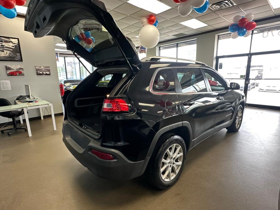 2018 Jeep Cherokee Latitude Plus FWD, available for sale in Inwood, New York | 5 Towns Drive. Inwood, New York 2018 Jeep Cherokee Latitude Plus FWD, available for sale in Inwood, New York | 5 Towns Drive. Inwood, New York