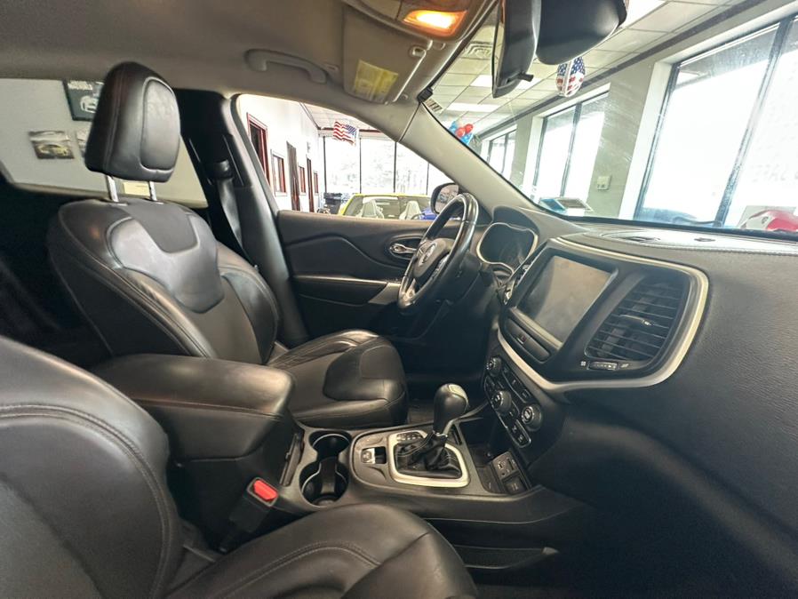 2018 Jeep Cherokee Latitude Plus FWD, available for sale in Inwood, New York | 5 Towns Drive. Inwood, New York 2018 Jeep Cherokee Latitude Plus FWD, available for sale in Inwood, New York | 5 Towns Drive. Inwood, New York