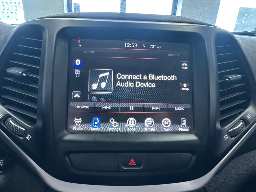 2018 Jeep Cherokee Latitude Plus FWD, available for sale in Inwood, New York | 5 Towns Drive. Inwood, New York 2018 Jeep Cherokee Latitude Plus FWD, available for sale in Inwood, New York | 5 Towns Drive. Inwood, New York