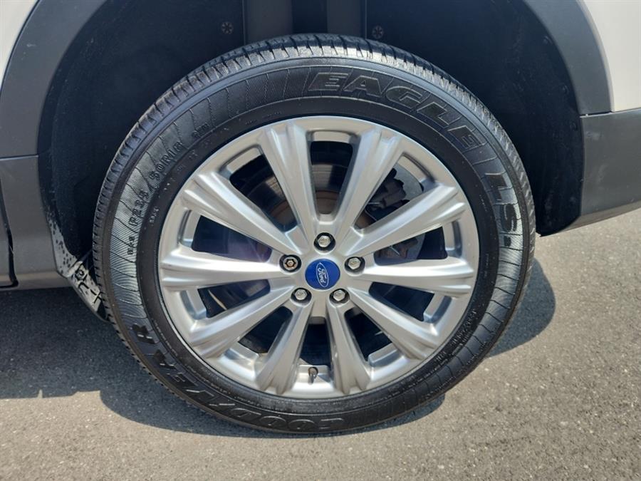 2018 Ford Escape Titanium 4WD, available for sale in Islip, New York | L.I. Auto Gallery. Islip, New York 2018 Ford Escape Titanium 4WD, available for sale in Islip, New York | L.I. Auto Gallery. Islip, New York