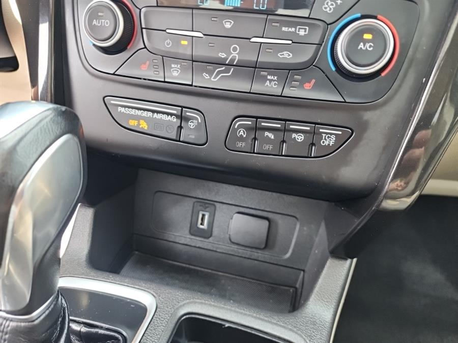 2018 Ford Escape Titanium 4WD, available for sale in Islip, New York | L.I. Auto Gallery. Islip, New York 2018 Ford Escape Titanium 4WD, available for sale in Islip, New York | L.I. Auto Gallery. Islip, New York