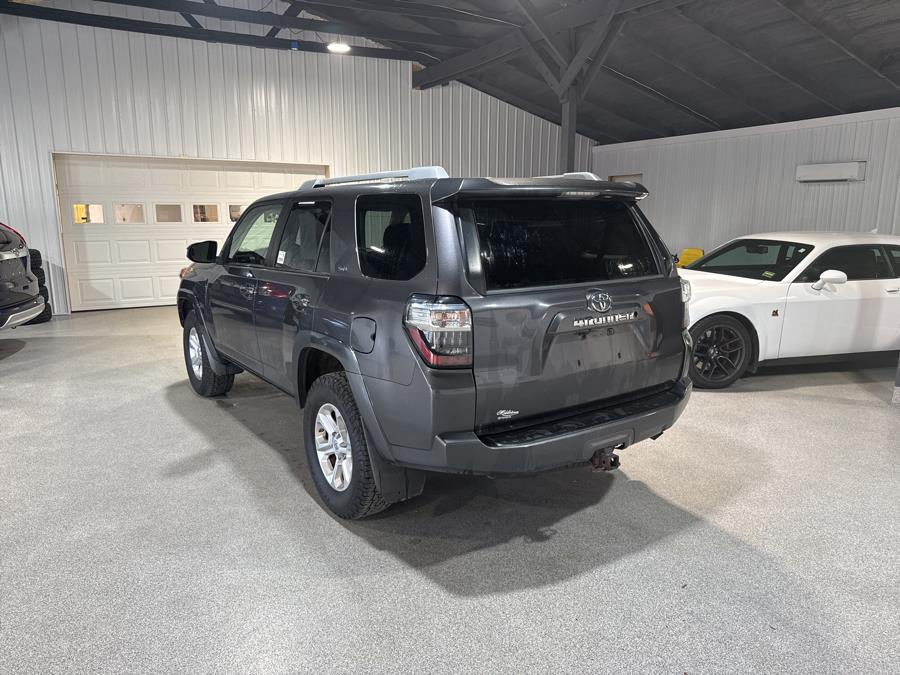 2014 Toyota 4Runner 4WD 4dr V6 SR5 (Natl), available for sale in Pittsfield, Maine | Maine Central Motors. Pittsfield, Maine 2014 Toyota 4Runner 4WD 4dr V6 SR5 (Natl), available for sale in Pittsfield, Maine | Maine Central Motors. Pittsfield, Maine