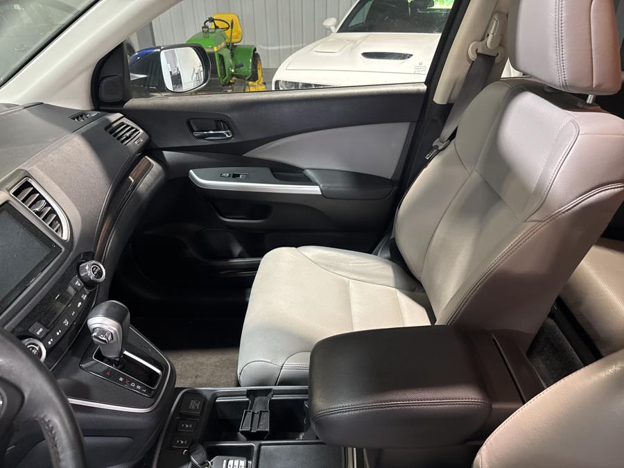 2016 Honda CR-V AWD 5dr EX-L w/Navi, available for sale in Pittsfield, Maine | Maine Central Motors. Pittsfield, Maine 2016 Honda CR-V AWD 5dr EX-L w/Navi, available for sale in Pittsfield, Maine | Maine Central Motors. Pittsfield, Maine