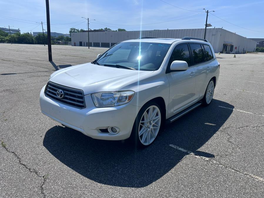 2010 Toyota Highlander 4WD 4dr V6 SE, available for sale in Garfield, New Jersey | Mikes Auto Sales LLC. Garfield, New Jersey 2010 Toyota Highlander 4WD 4dr V6 SE, available for sale in Garfield, New Jersey | Mikes Auto Sales LLC. Garfield, New Jersey