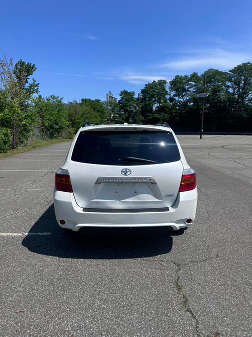 2010 Toyota Highlander 4WD 4dr V6 SE, available for sale in Garfield, New Jersey | Mikes Auto Sales LLC. Garfield, New Jersey 2010 Toyota Highlander 4WD 4dr V6 SE, available for sale in Garfield, New Jersey | Mikes Auto Sales LLC. Garfield, New Jersey