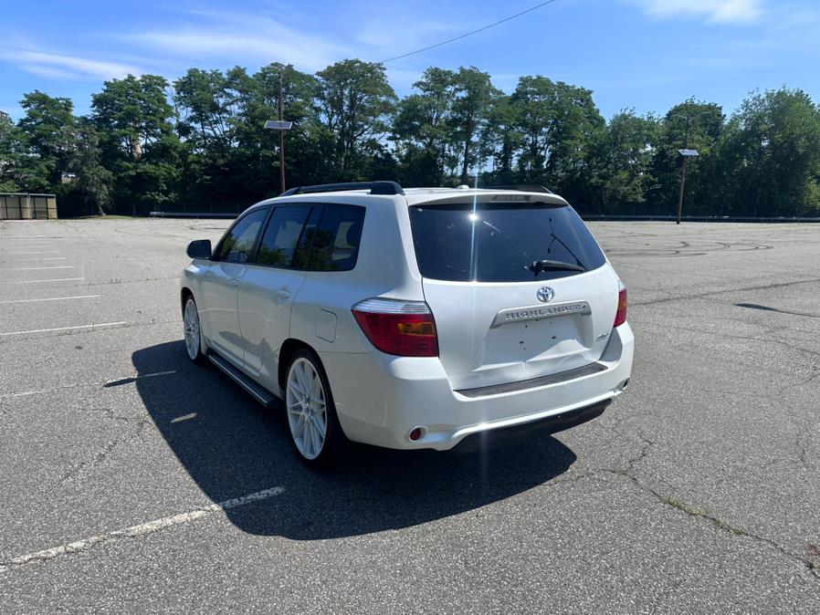 2010 Toyota Highlander 4WD 4dr V6 SE, available for sale in Garfield, New Jersey | Mikes Auto Sales LLC. Garfield, New Jersey 2010 Toyota Highlander 4WD 4dr V6 SE, available for sale in Garfield, New Jersey | Mikes Auto Sales LLC. Garfield, New Jersey