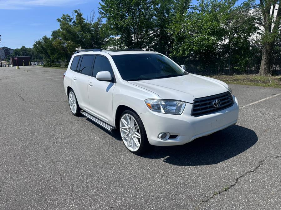 2010 Toyota Highlander 4WD 4dr V6 SE, available for sale in Garfield, New Jersey | Mikes Auto Sales LLC. Garfield, New Jersey 2010 Toyota Highlander 4WD 4dr V6 SE, available for sale in Garfield, New Jersey | Mikes Auto Sales LLC. Garfield, New Jersey