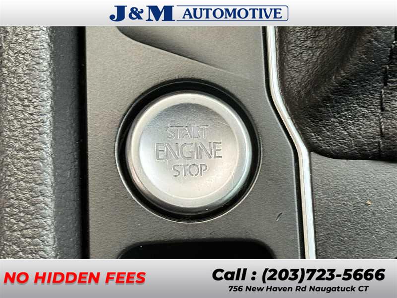 2019 Volkswagen Atlas 3.6L V6 SE, available for sale in Naugatuck, Connecticut | J&M Automotive Sls&Svc LLC. Naugatuck, Connecticut 2019 Volkswagen Atlas 3.6L V6 SE, available for sale in Naugatuck, Connecticut | J&M Automotive Sls&Svc LLC. Naugatuck, Connecticut